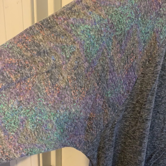 LulaRoe Randy tee - Picture 3 of 3